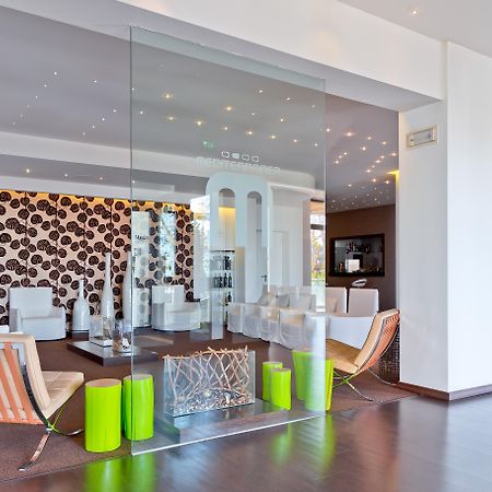 Mediterranea Hotel&Convention Center Salerno Esterno foto