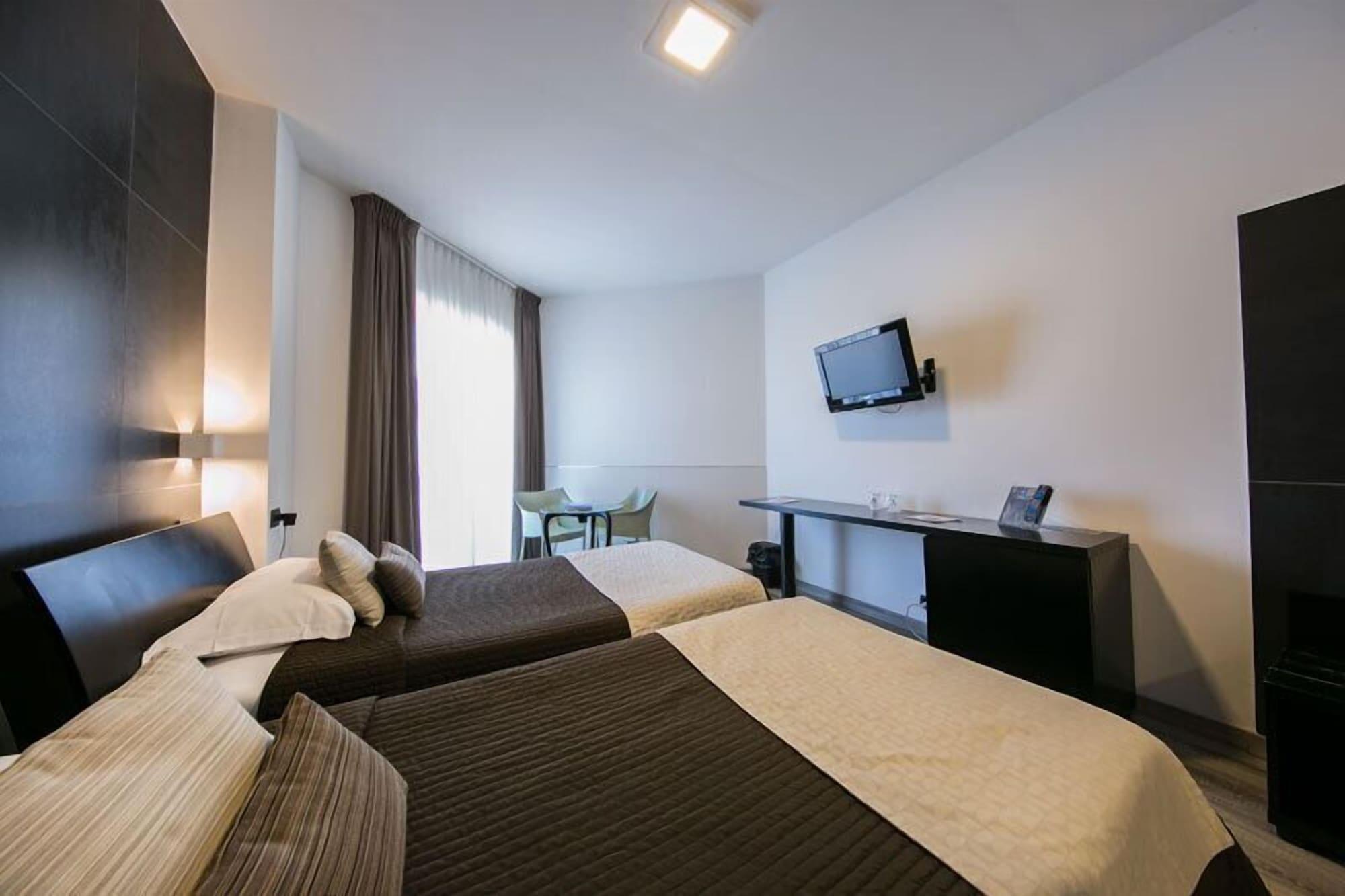 Mediterranea Hotel&Convention Center Salerno Esterno foto