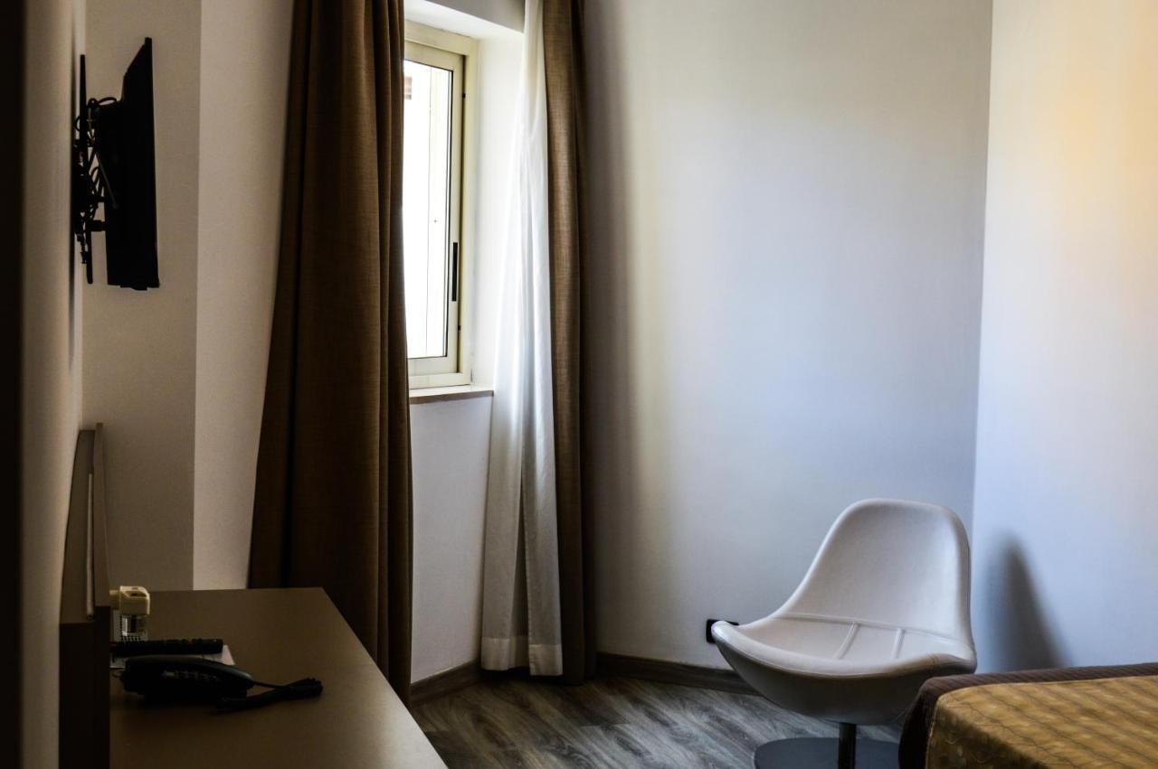 Mediterranea Hotel&Convention Center Salerno Esterno foto