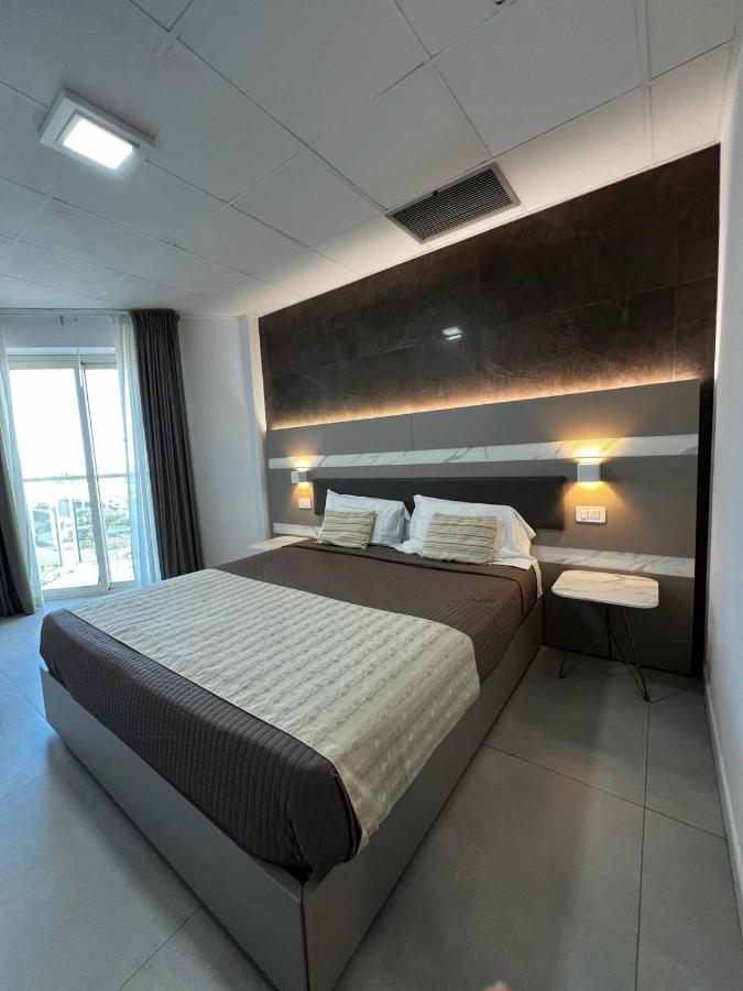 Mediterranea Hotel&Convention Center Salerno Esterno foto