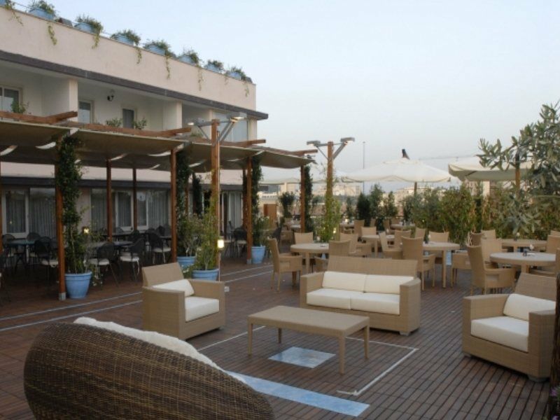 Mediterranea Hotel&Convention Center Salerno Esterno foto